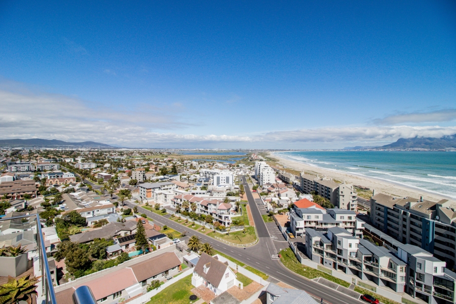 4 Bedroom Property for Sale in Table View Western Cape